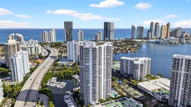 Excepcional opportunity in Mystic Pointe , Aventura city. Corner