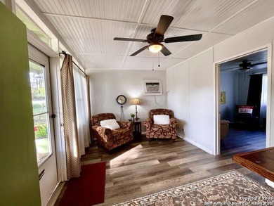 Affordable, adorable, and full of possibilities! Welcome to 406