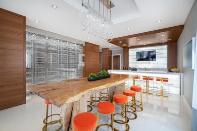 VistaBlue Singer Island - Direct Oceanfront B ResidenceA rare