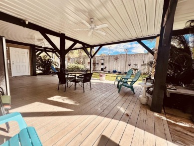 CUSTOM BUILT OCEAN VIEW KEY WEST BEACH HOUSE WITH WRAPAROUND