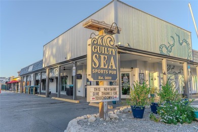 Stunning Modern Townhome in Indian Rocks Beach - 94 The Cove Way