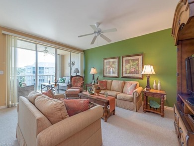 Breckenridge condo in the heart of Estero with beautiful lake