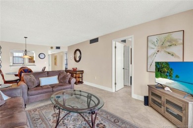 BEACH FRONT! Spectacular views from this immaculate 14th floor