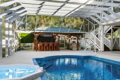 Elegant Spacious living with a fabulous Sunroom overlooking the