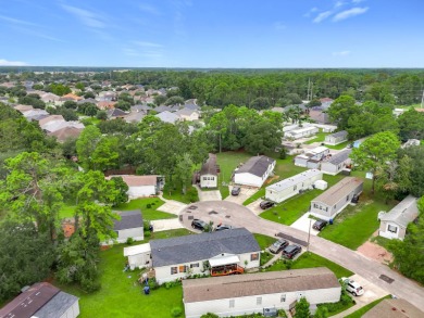 (Espanol a continuacion) This gorgeous 2019 single-wide is