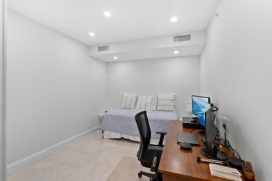 A combination of luxury, waterfront access and convenient urban