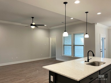 Awesome builder rate plus choice of FREE blinds OR fridge!