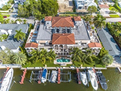 A combination of luxury, waterfront access and convenient urban