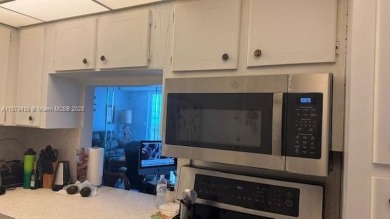 Condo 1 Bedroom, 1.5 Bath. Just a few steps from the Beach