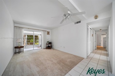 Bring your style to this 1st floor, 2-beds/2 baths condo in