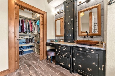 Bring your horses and gear to this scenic Hill Country retreat