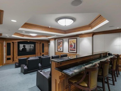 Welcome to refined Ritz-Carlton living on Sarasota Bay, where