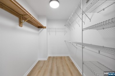 Welcome to 105 Nelson Court at INDEPENDENCE HARBOR. Waterfront