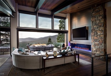 New Modern luxury built in 2019, meets architectural distinction