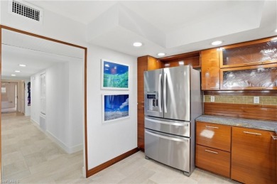 LUXURY EAST END CONDO, STEPS TO LIGHTHOUSE BEACH!!  EVERYONE