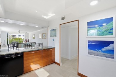 LUXURY EAST END CONDO, STEPS TO LIGHTHOUSE BEACH!!  EVERYONE