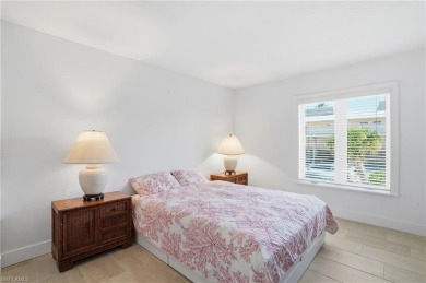 LUXURY EAST END CONDO, STEPS TO LIGHTHOUSE BEACH!!  EVERYONE
