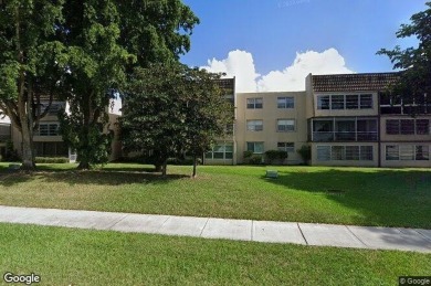 Don't miss this opportunity! 2 bed 2 bath over 55 condo in Lime