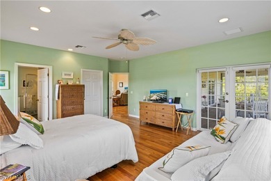 ABSOLUTELY NO FLOOD DAMAGE! Come live the Florida lifestyle in