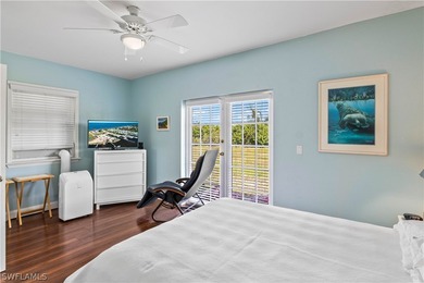 ABSOLUTELY NO FLOOD DAMAGE! Come live the Florida lifestyle in
