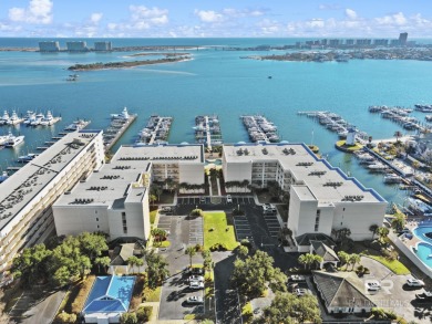 Boater's paradise, waterfront luxury at Perdido Grande