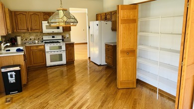 Welcome to CARILLON CLUB OF PLAINFIELD / A Desirable Active 55+