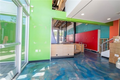 Prime location on Pacific Coast Highway in South Redondo Beach