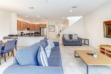 Fully furnished 3 Bedroom, 3.5 Bathroom Townhome located steps