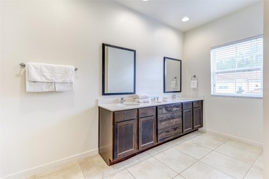 Fully furnished 3 Bedroom, 3.5 Bathroom Townhome located steps