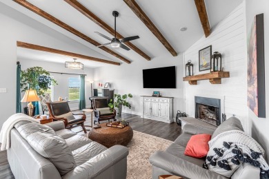 Luxury Coastal Living in the Prestigious Islands of Rockport