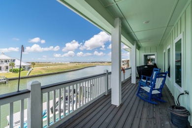 Luxury Coastal Living in the Prestigious Islands of Rockport