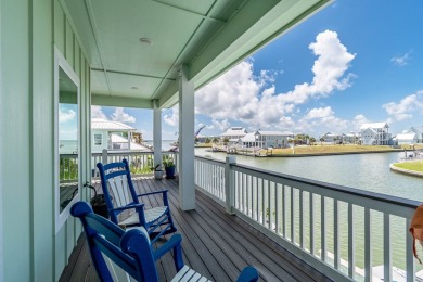 Luxury Coastal Living in the Prestigious Islands of Rockport