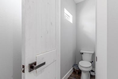 Luxury Coastal Living in the Prestigious Islands of Rockport