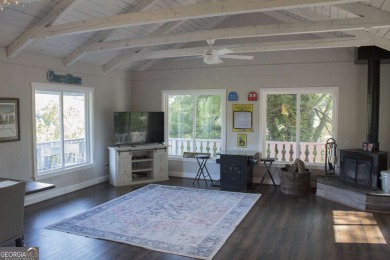 Stunning Mountain Retreat with Panoramic Views & Spacious