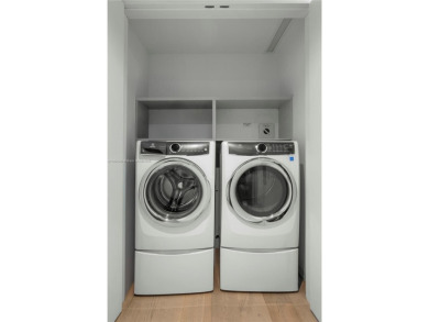 Eighty Seven Park by Renzo Piano offers 66 exclusive oceanfront