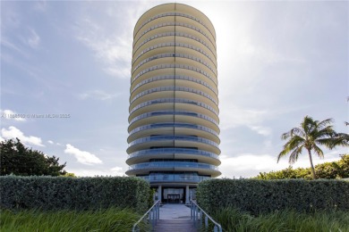 Eighty Seven Park by Renzo Piano offers 66 exclusive oceanfront