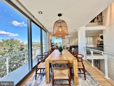 NEW PRICE! STUNNING ULTRA- CUSTOM Contemporary 5 BD/4.5 BA