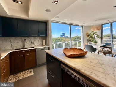 NEW PRICE! STUNNING ULTRA- CUSTOM Contemporary 5 BD/4.5 BA