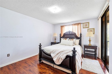 Immaculate 2/2 Condo in Desirable Bayview - beautifully spacious