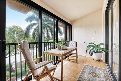 Immaculate 2/2 Condo in Desirable Bayview - beautifully spacious