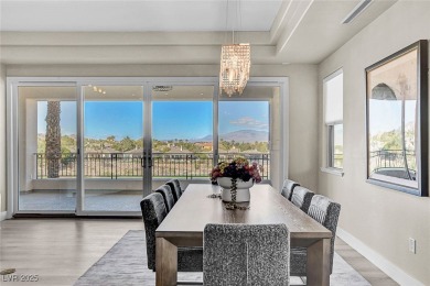 STUNNING 3-BEDROOM MIRA VILLA CONDO WITH PANORAMIC VIEWS! MODERN