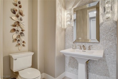 STUNNING 3-BEDROOM MIRA VILLA CONDO WITH PANORAMIC VIEWS! MODERN