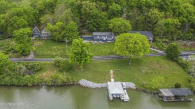 Turn-Key Lakefront Living on Ft. Loudoun Lake! Experience the
