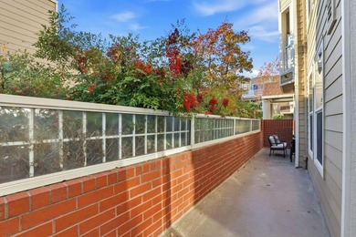 Discover the best of urban living in this beautiful condo in the