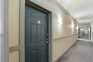 Discover the best of urban living in this beautiful condo in the