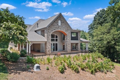 Set on the shores of Lake Norman in the gated community of