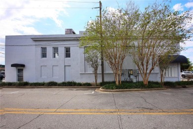 Corner location couldn't be better - strategically located at