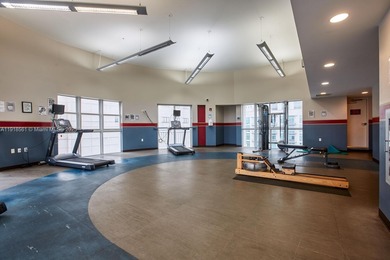 Beautiful and very spacious 1BD/1BA condo in Downtown Dadeland