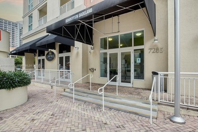 Beautiful and very spacious 1BD/1BA condo in Downtown Dadeland