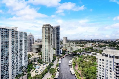Beautiful 2 bed, 1 bath condo in NuRiver Landings featuring 11'